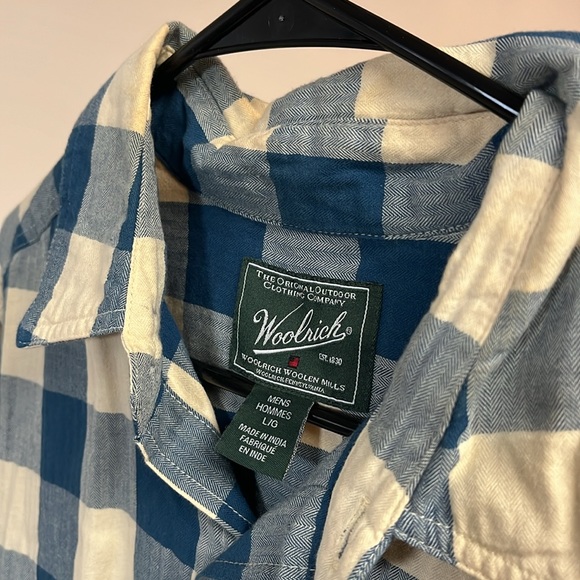Men's Woolrich Cedar Springs Shirt - Picture 2 of 5